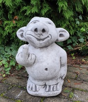 1347